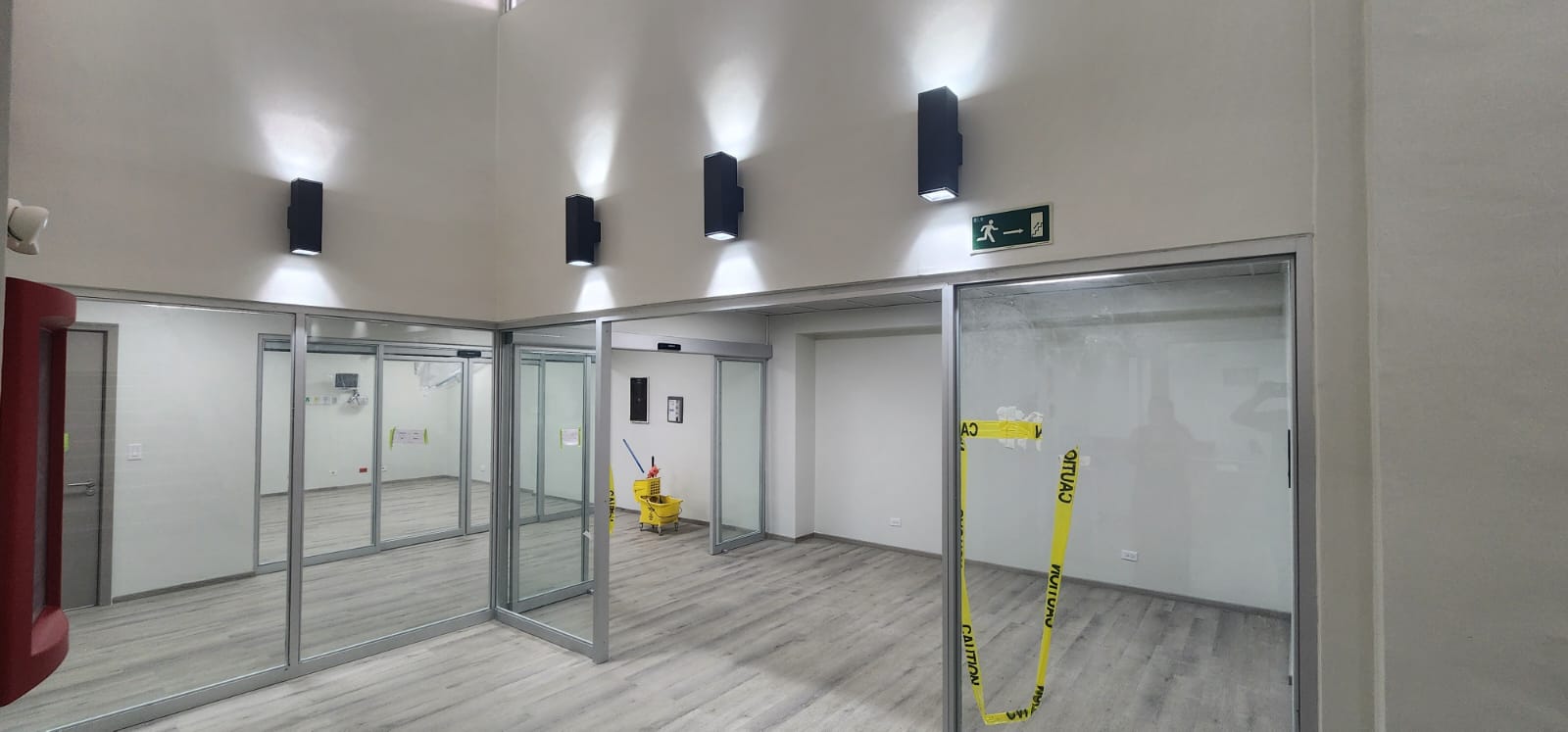 Adecuación interior de espacio hospitalario